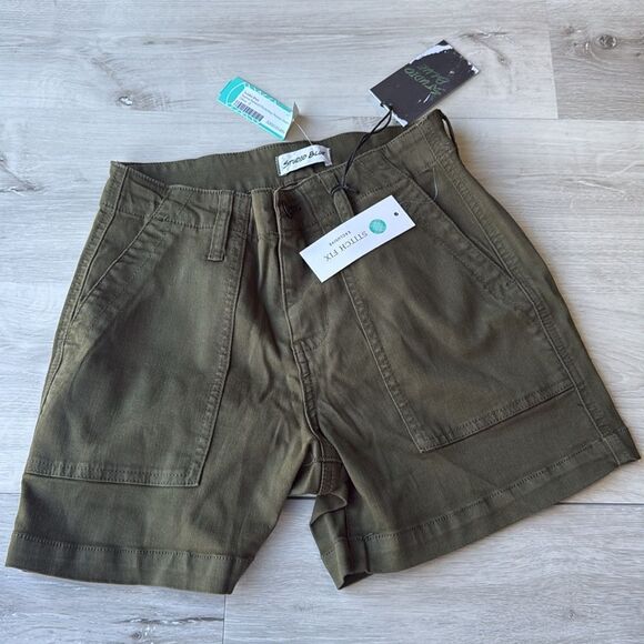 Studio Blue Sophia Relaxed Porkchop‎ Pocket Shorts olive size 2 nwt - Picture 3 of 9